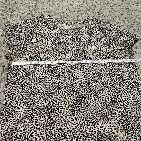 Athleta 100% Cotton Brown & Black Cheetah Print Short Sleeve T-Shirt Size Medium - Picture 7 of 9